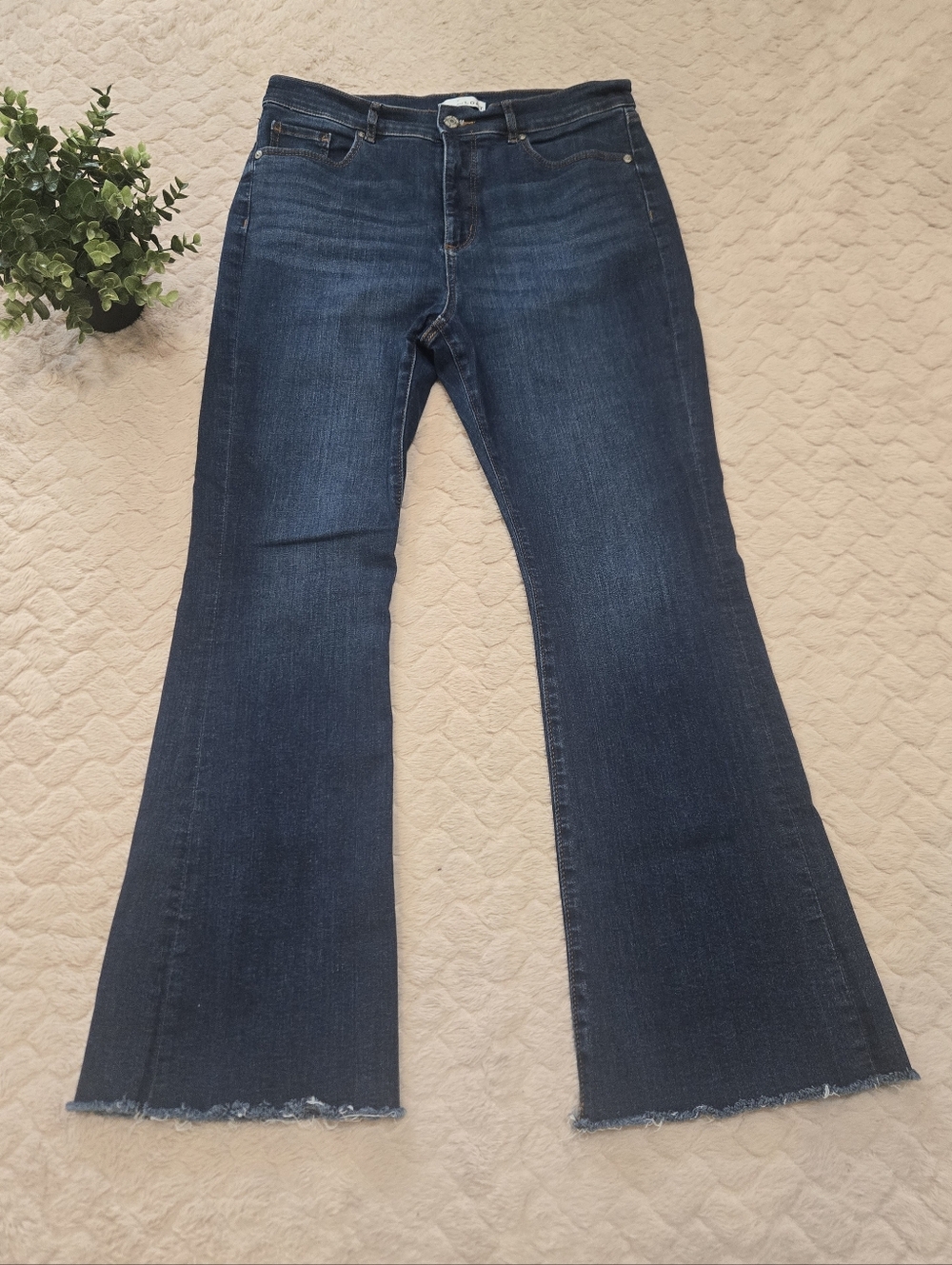 LOFT The Slim Flare High-Rise Jeans, Size 30/10